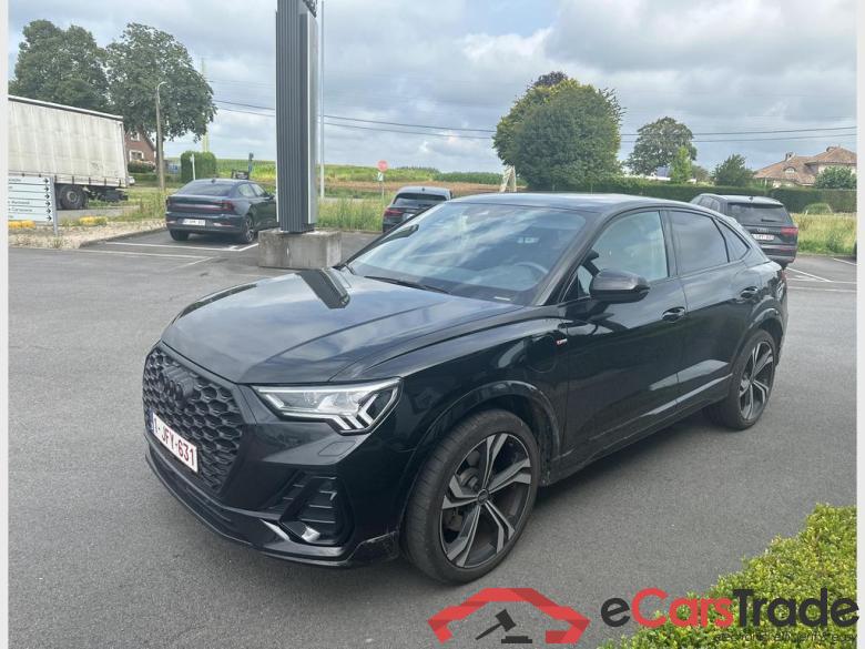 AUDI Q3 Sportback Audi Q3 Sportback S line 45 TFSI e 180(245) kW(PS) S tronic #1