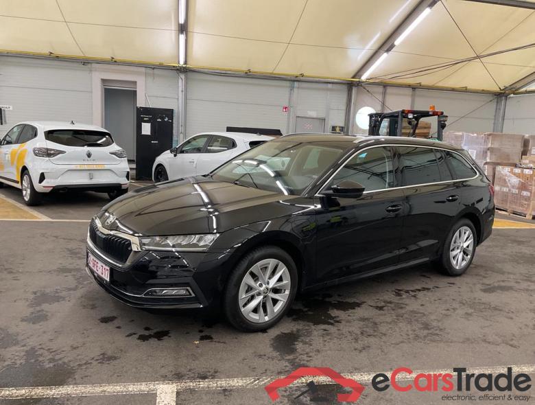 SKODA Octavia Combi PHEV Octavia Combi Clever 1.4 TSI iV 150kW (204ch) DSG6 #1 SKODA Octavia Combi PHEV Octavia Combi Clever 1.4 TSI iV 150kW (204ch) DSG6 #1