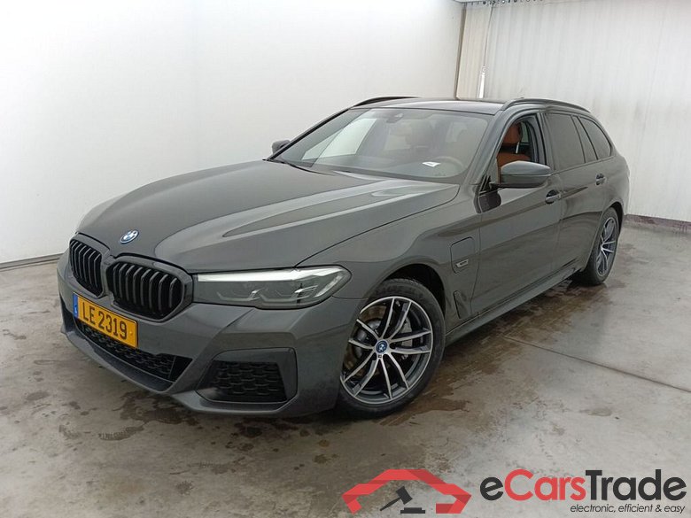 BMW 5 TOURING - 2020 530eAS 184hp PHEV 5d