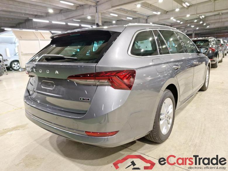 SKODA OCTAVIA COMBI 1.0 TSI MHEV 81KW DSG CLEVER #4 SKODA OCTAVIA COMBI 1.0 TSI MHEV 81KW DSG CLEVER #4