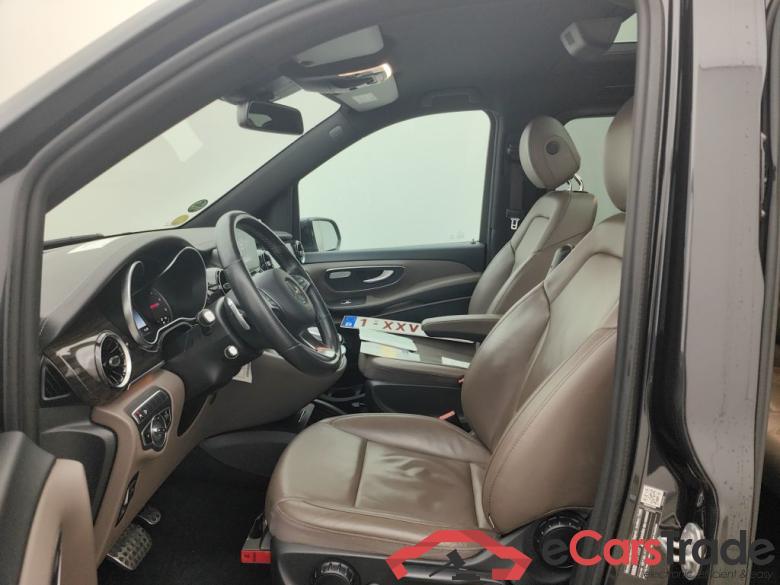 Mercedes-Benz V-Klasse V 300 d L2 9G-TRONIC Avantgarde 5d 7pl #3