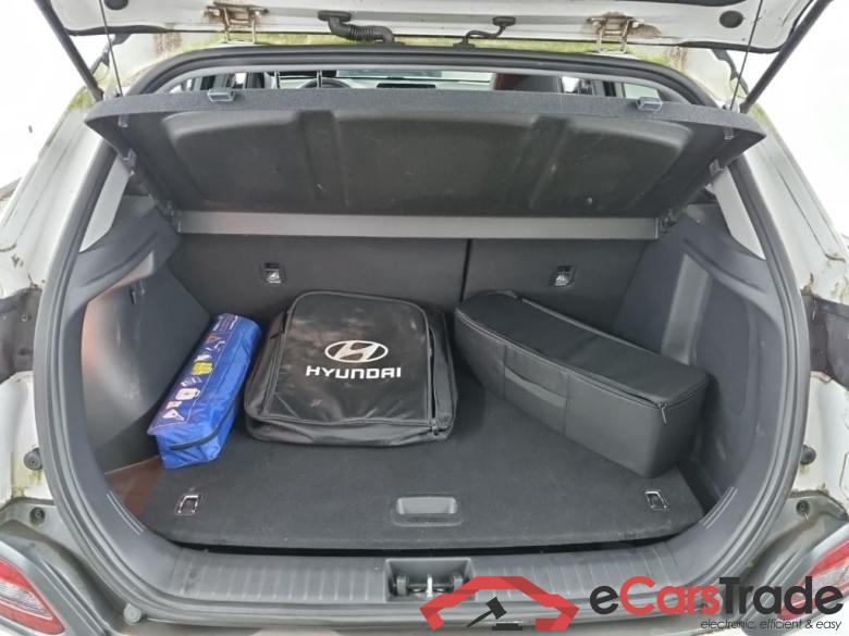 HYUNDAI Kona Premium Electric 64 kWh 5D #5