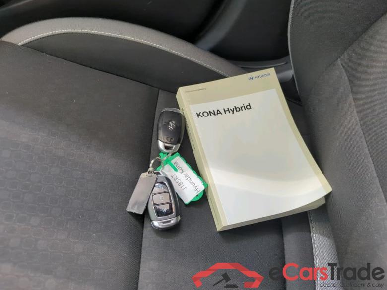 Hyundai KONA 1.6 GDI HEV Fashion 5d #4