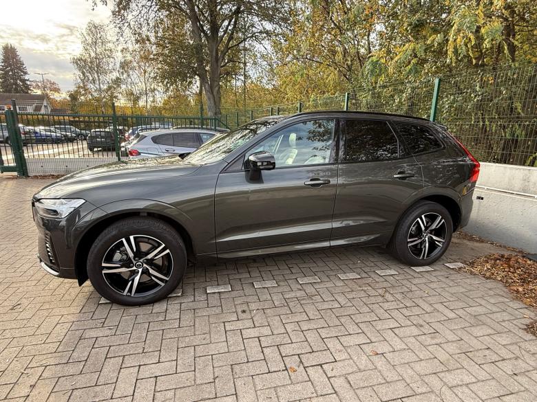 Volvo XC60 2.0 B4 D Mild-Hybrid R-Design Aut. LED-Xenon Virtual ACC Navi Sport-Leather KeylessGo Klima PDC ... #2
