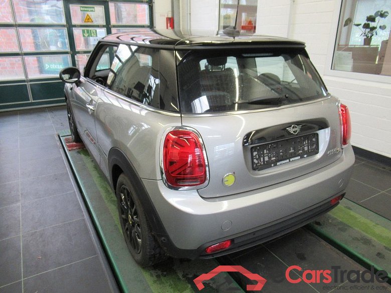 MINI Mini 3-trg. (F56)(2013->) DE - LimS3 SE, Cooper SE Classic Trim, (Facelift 2) 2021 - 2024 #4