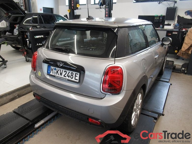 MINI Mini 3-trg. (F56)(2013->) DE - LimS3 SE, Cooper SE Classic Trim, (Facelift 2) 2021 - 2024 #3