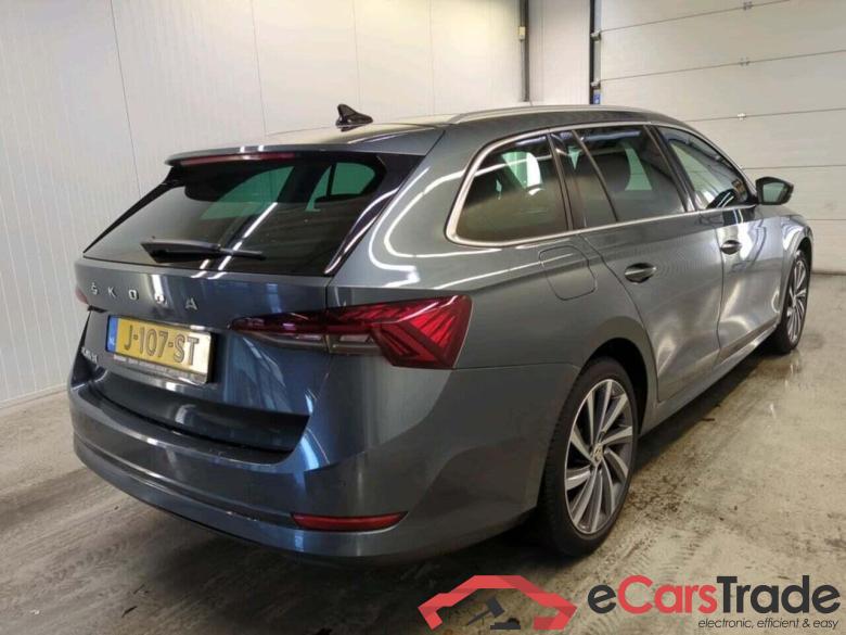 SKODA Octavia Combi 1.5 TSI First Edit. #2