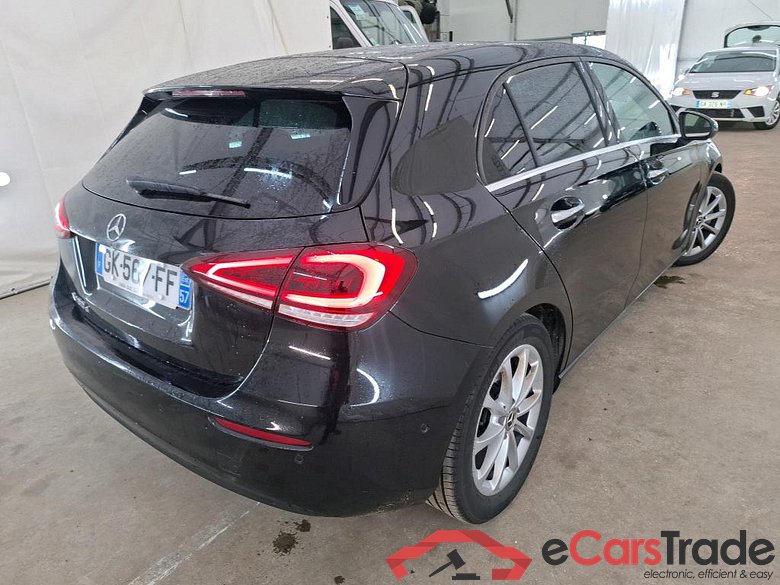 MERCEDES-BENZ Classe A Compact / 2018 / 5P / Berline A 180 d Business Line 8G-DCT #3