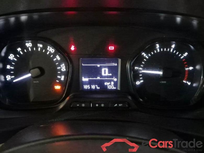 PEUGEOT EXPERT / 2016 / 4P / FURGONE 2.0 BLUEHDI 120 PREMIUM STANDARD #4