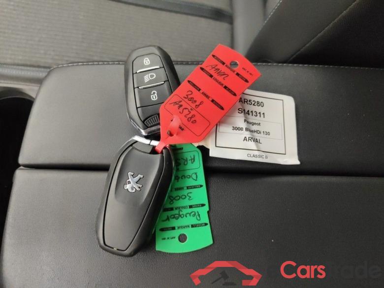 PEUGEOT 3008 DIESEL - 2021 1.5 BlueHDi 130 Allure 5d Auto #4