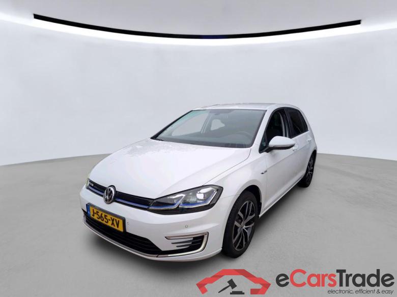 VOLKSWAGEN e-Golf 100 kW #1