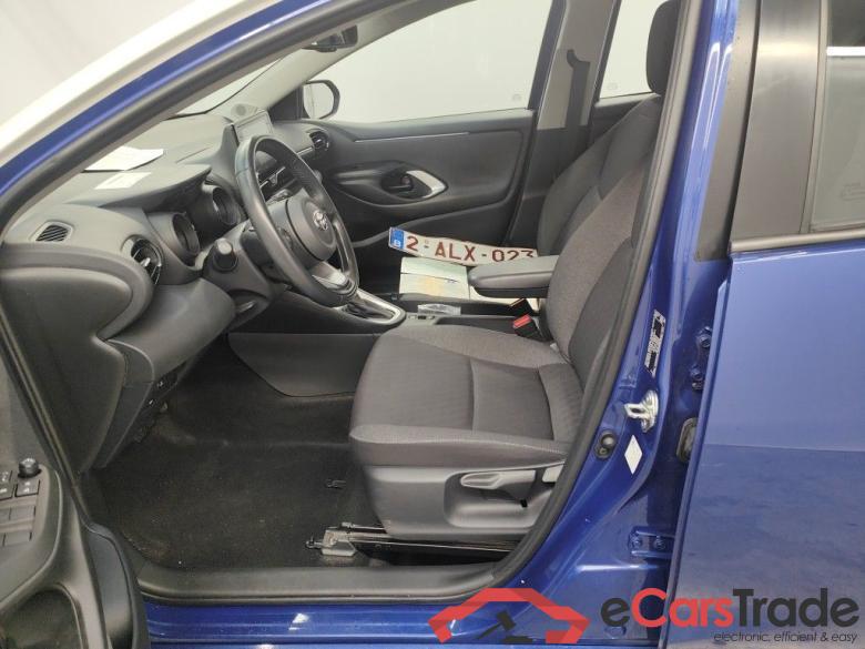 Toyota Yaris 1.5 VVT-i Hybrid Iconic e-CVT 5d #3