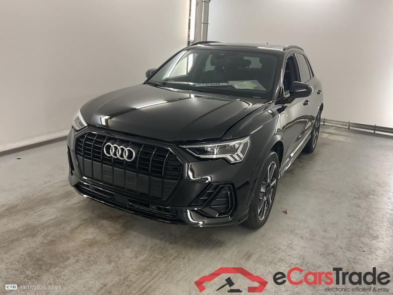 AUDI Q3 1.4 45 TFSI E S TRONIC S LINE #1