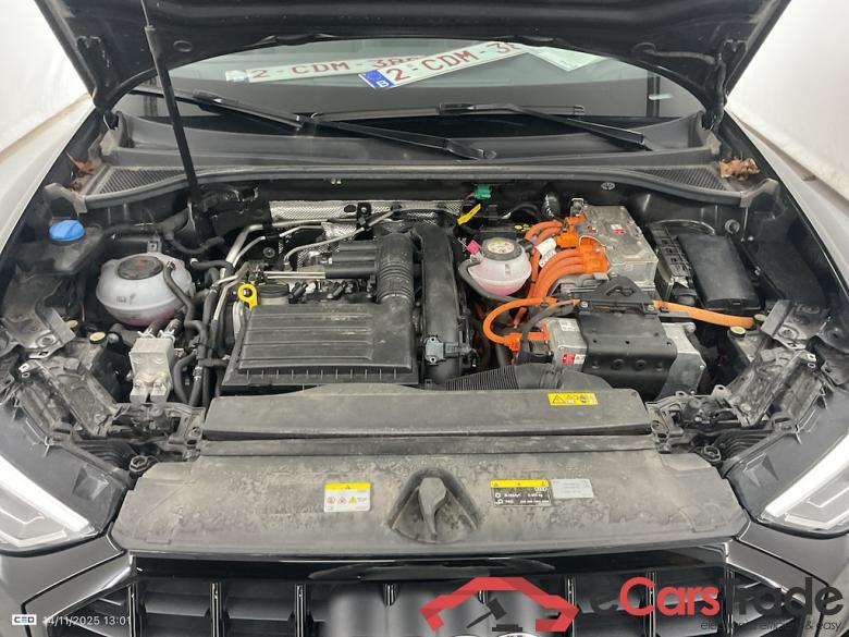 AUDI Q3 1.4 45 TFSI E S TRONIC S LINE #6