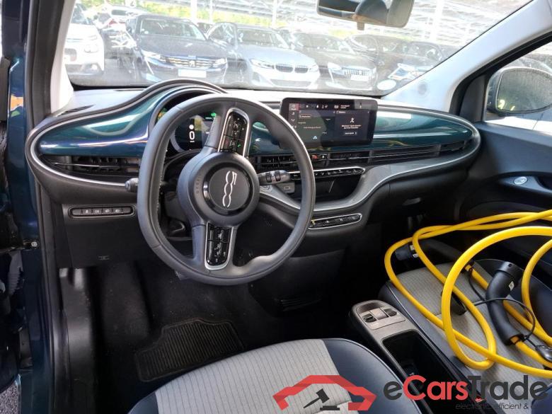 FIAT 500  2020  3P  Berline 42kWh Icône #6