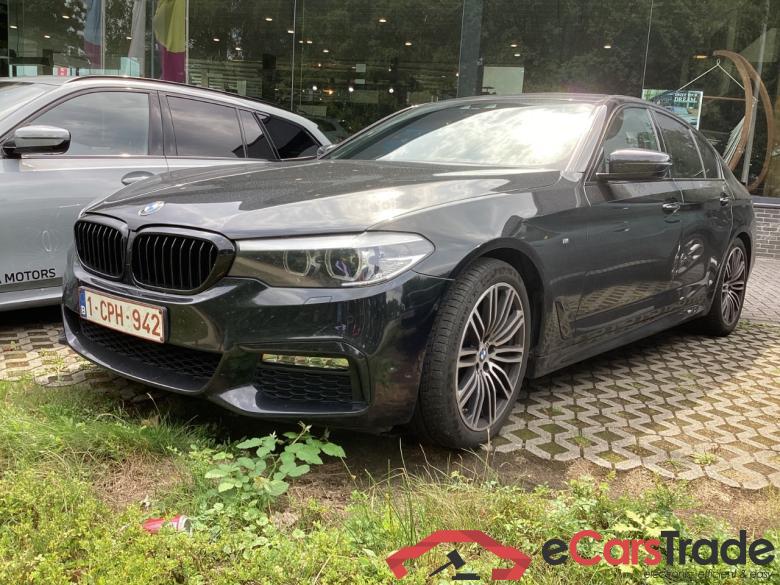 BMW 520d xDrive M-Sport Aut. LED-Xenon Navi Sport-Leather KeylessGo Camera Klima PDC ... #1