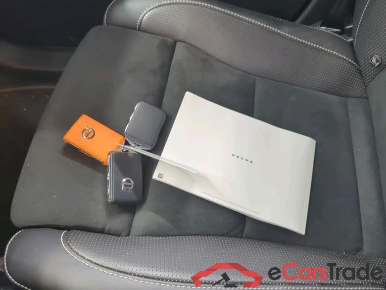 VOLVO XC40 300 kW #6