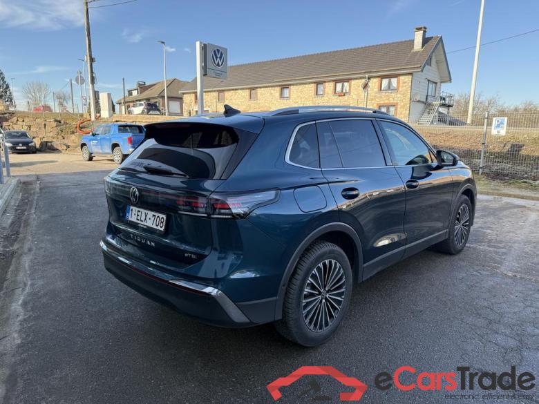 VOLKSWAGEN Tiguan Tiguan Elegance Business Premium 1.5 TSI mHEV ACT OPF 110 kW (150 ch) 7 vitesses DSG #4