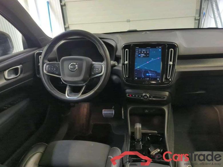 VOLVO XC40 Recharge P8 AWD RDes #3