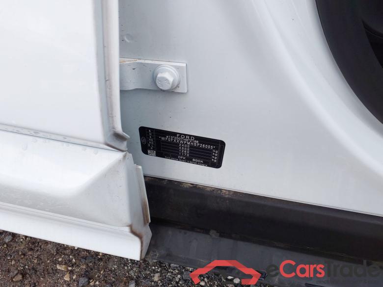 FORD Kuga 2.5 243CV Automático    ST-LINE X #5