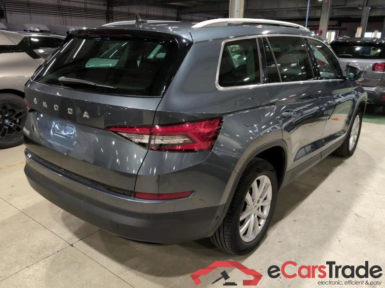 SKODA KODIAQ DIESEL 2.0 CR TDi Style DSG #4