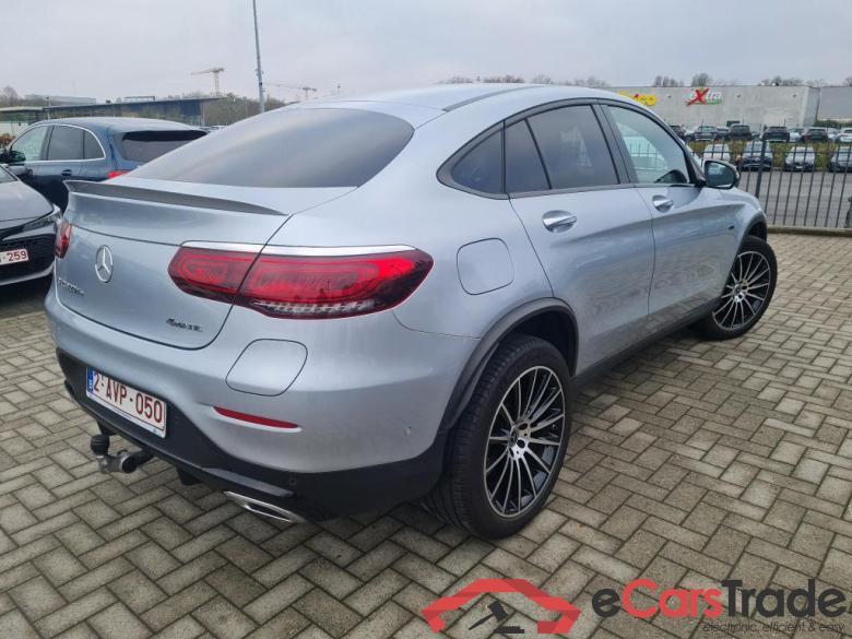 MERCEDES - MER GLC COUPE 300 de 306PK DCT 4MATIC AMG Line Pack Premium Plus & Driving Assistance Plus & Night & Head Up & Burmester & 360 Camera & Towing Hook With ESP  * HYBRID  * #2