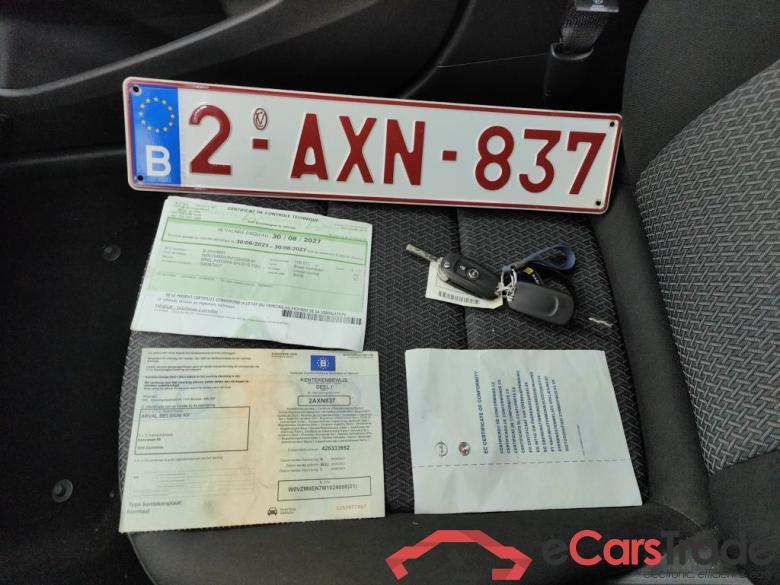 Opel Insignia Sports Tourer 1.5 Turbo D S/S 90kW Business Edition 5d #4