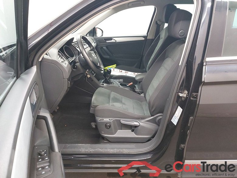 Volkswagen Tiguan 1.5 TSI ACT OPF 96kW Comfortline 5d #3