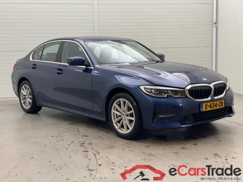 BMW 3-serie 330i High Executive #2