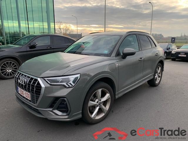 AUDI Q3 PHEV Audi Q3  S line 45 TFSI e  180(245) kW(pk) S tronic #1