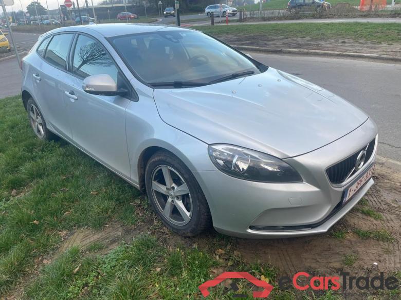 VOLVO V40 2.0 D2 Eco Kinetic Geartronic #2