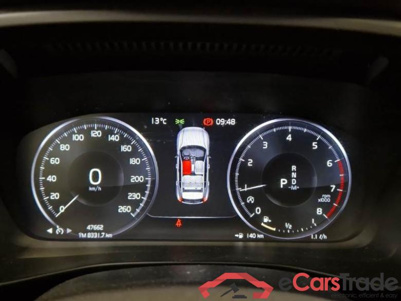 VOLVO XC40 / 2021 / 5P / SUV T2 AUTOMATICO ESSENTIAL #4