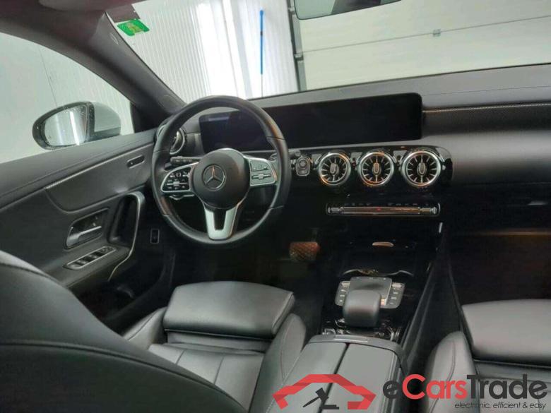 MERCEDES-BENZ CLA-klasse Shooting Brake 200 Bns Sol. Luxury #3