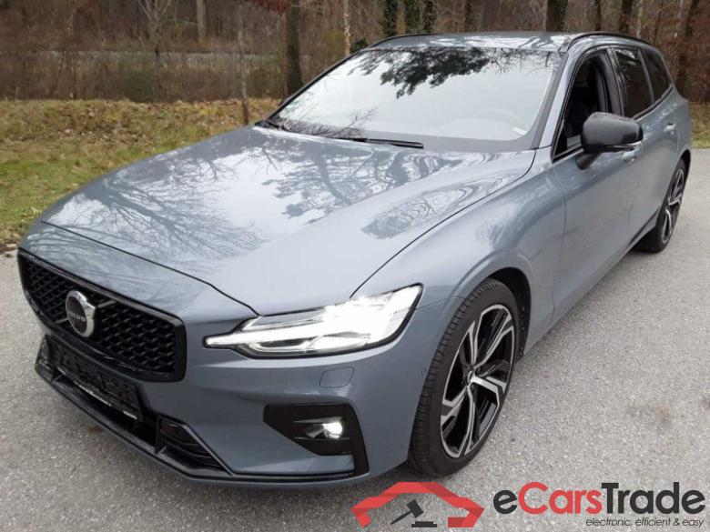 Volvo V60 Kombi (2018->) DE - Kb5 B4 (Benzin) EU6d, Plus Dark Mild-Hybrid (EURO 6d), 2021 - 2024 #1