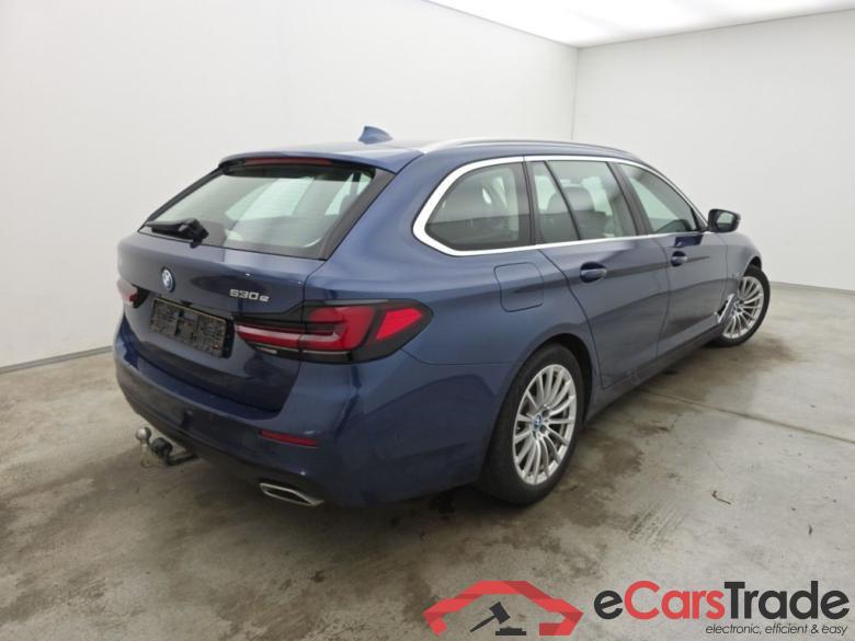 BMW 5 TOURING - 2020 530eA 184hp PHEV 5d #2