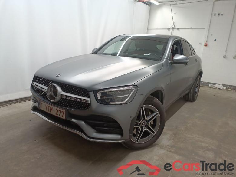 Mercedes-Benz GLC Coupé GLC 300 de 4MATIC 5d #1