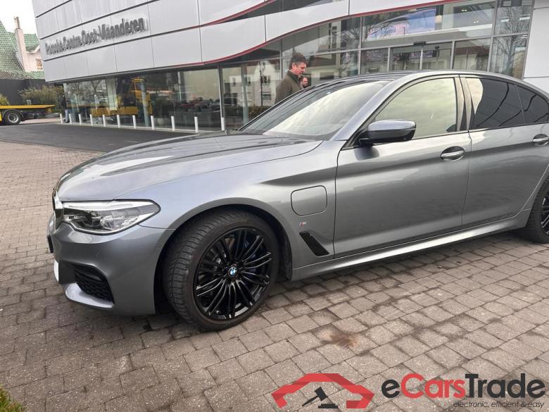 BMW 530 PHEV 530eA PHEV Performance (185 kW) #1