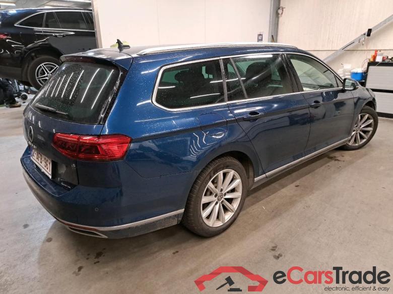 VOLKSWAGEN - VW  PASSAT VARIANT TDI 200PK DSG7 4 MOTION Elegance Business With Nappa Leather & Nav Discover Pro & Head Up &  Pano Roof #2