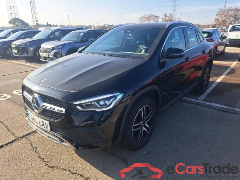 MERCEDES-BENZ GLA / 2020 / 5P / todoterreno GLA 200 D #1