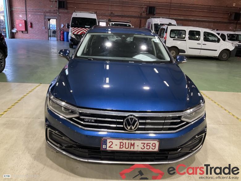 VOLKSWAGEN PASSAT VARIANT 1.4 TSI MSQ VARIANT GTE BUSINESS #2