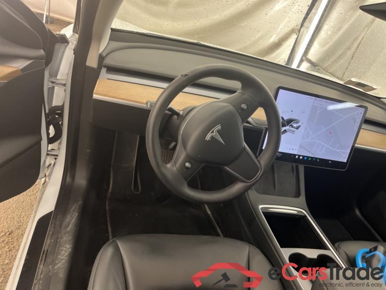 TESLA Model 3 / 2018 / 4P / Berline Autonomie Standard Plus RWD / VO RECONDITIONNE - PHOTOS AVANT RECONDITIONNEMENT #5