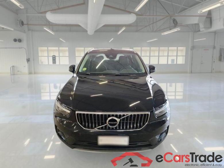 VOLVO XC40 / 2017 / 5P / SUV T4 PLUG-IN HYBRID AUTO RECHARGE INSCR. #6