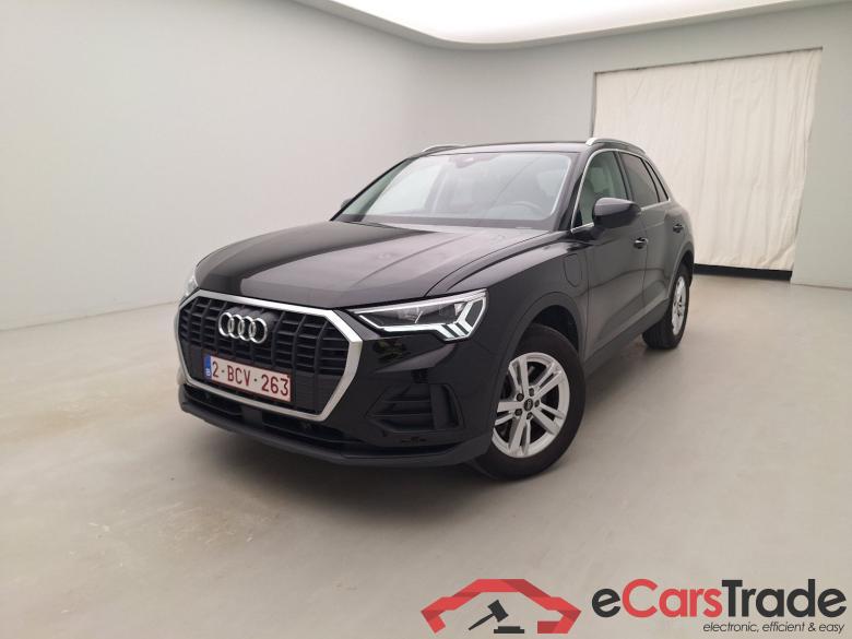 Audi, Q3 '18 PHEV, Audi Q3 45 TFSI e S tronic 5d #2