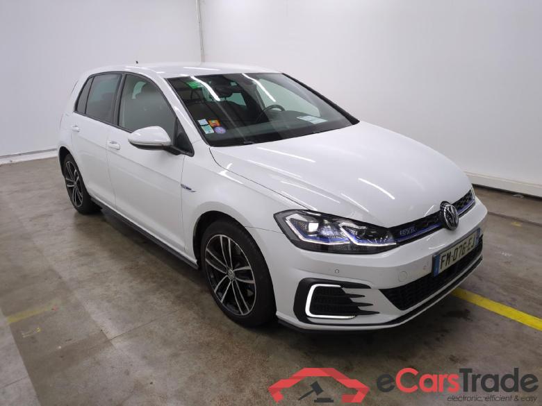 VOLKSWAGEN Golf / 2017 / 5P / Berline 1.4 TSI Hybride Rechargeable 204ch GTE DSG6 #4