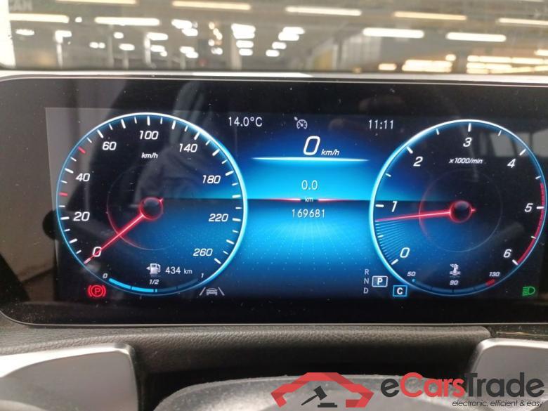 Mercedes-Benz GLB GLB 180 d Business Solution Essential 5d #6