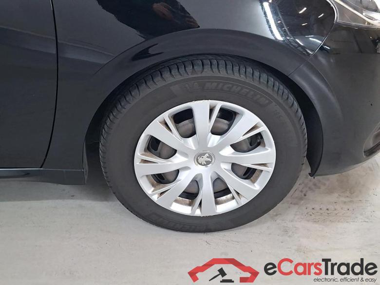 PEUGEOT 208 61 kW #6