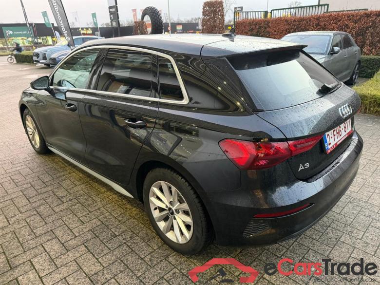 AUDI A3 Sportback Sportback 35 TFSI Attraction #2