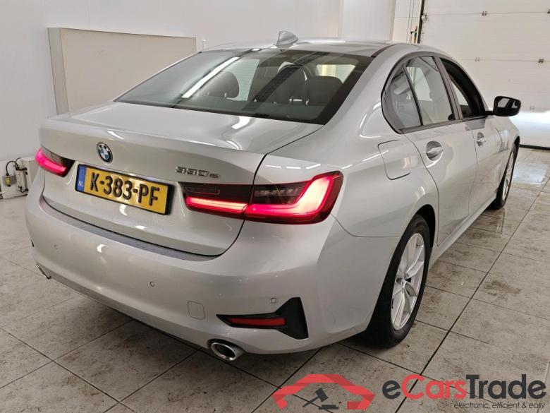 BMW 3 Serie Sedan 330e High Executive #2