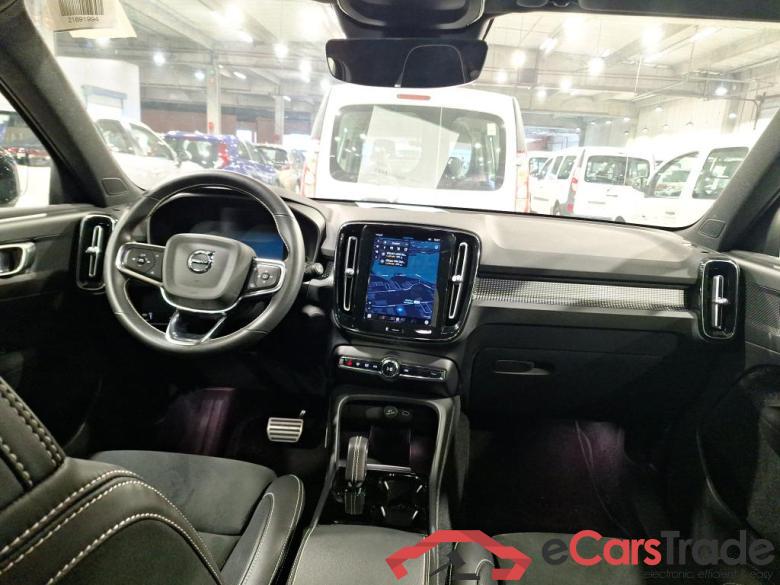 VOLVO XC40 78 kWh P8 AWD Recharge R-Design #5