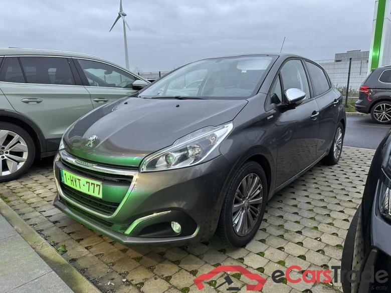 PEUGEOT 208 1.2i PureTech Style #2